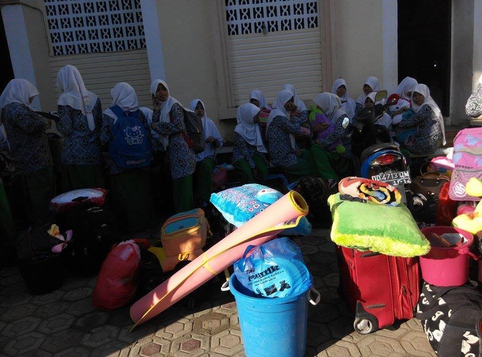 English Camp  MTS Putri As'adiyah