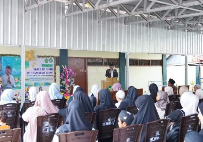 Maulid Nabi di RA As’adiyah No. 1 Sengkang Tanamkan Cinta Rasulullah Sejak Dini
