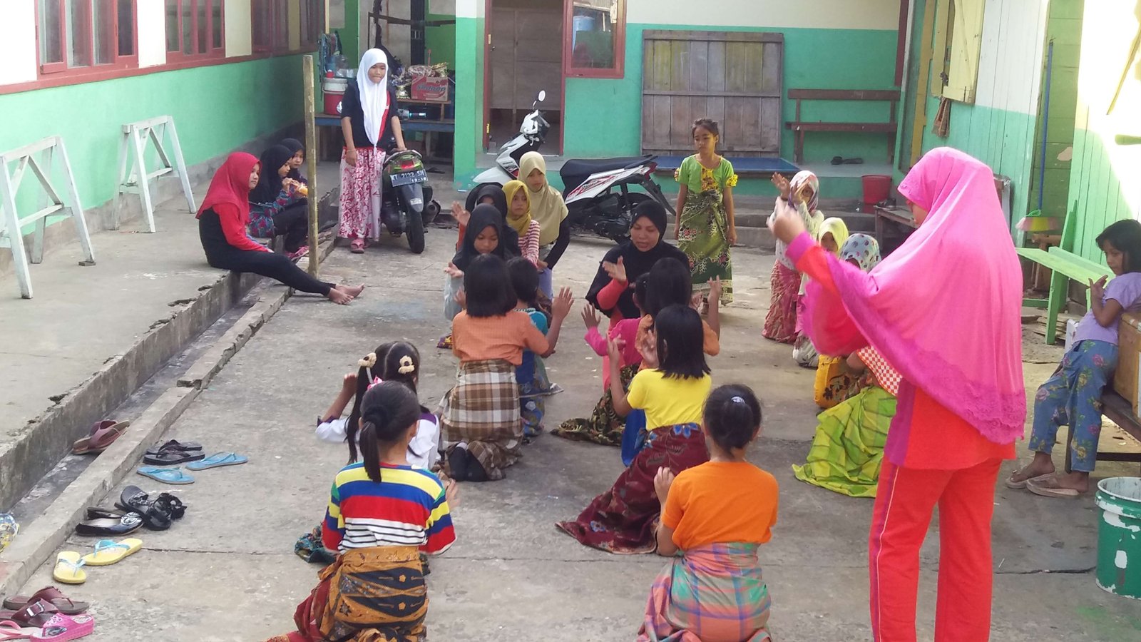 Siswa Sei Nyamuk Gelar Latihan Tari Padduppa