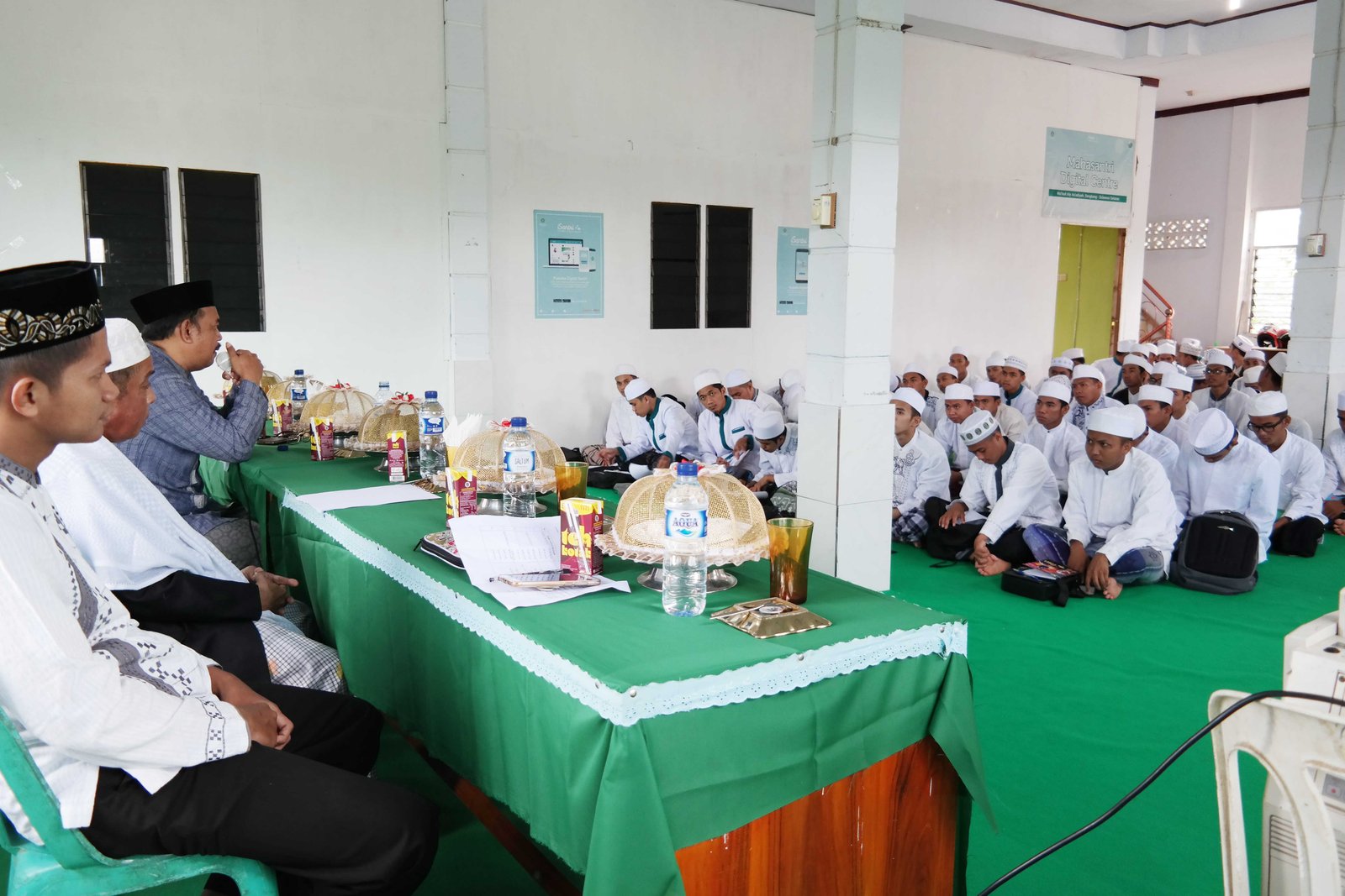 Santri Diminta  Menyebarkan Dakwa Sesuai Dengan Perinsip Perinsip As'adiyah