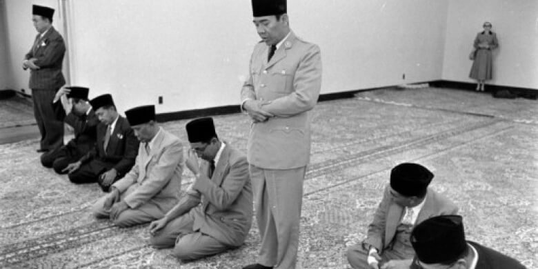Kisa Bung Karno Yang Begitu Menghormati Nabi Muhammad SAW