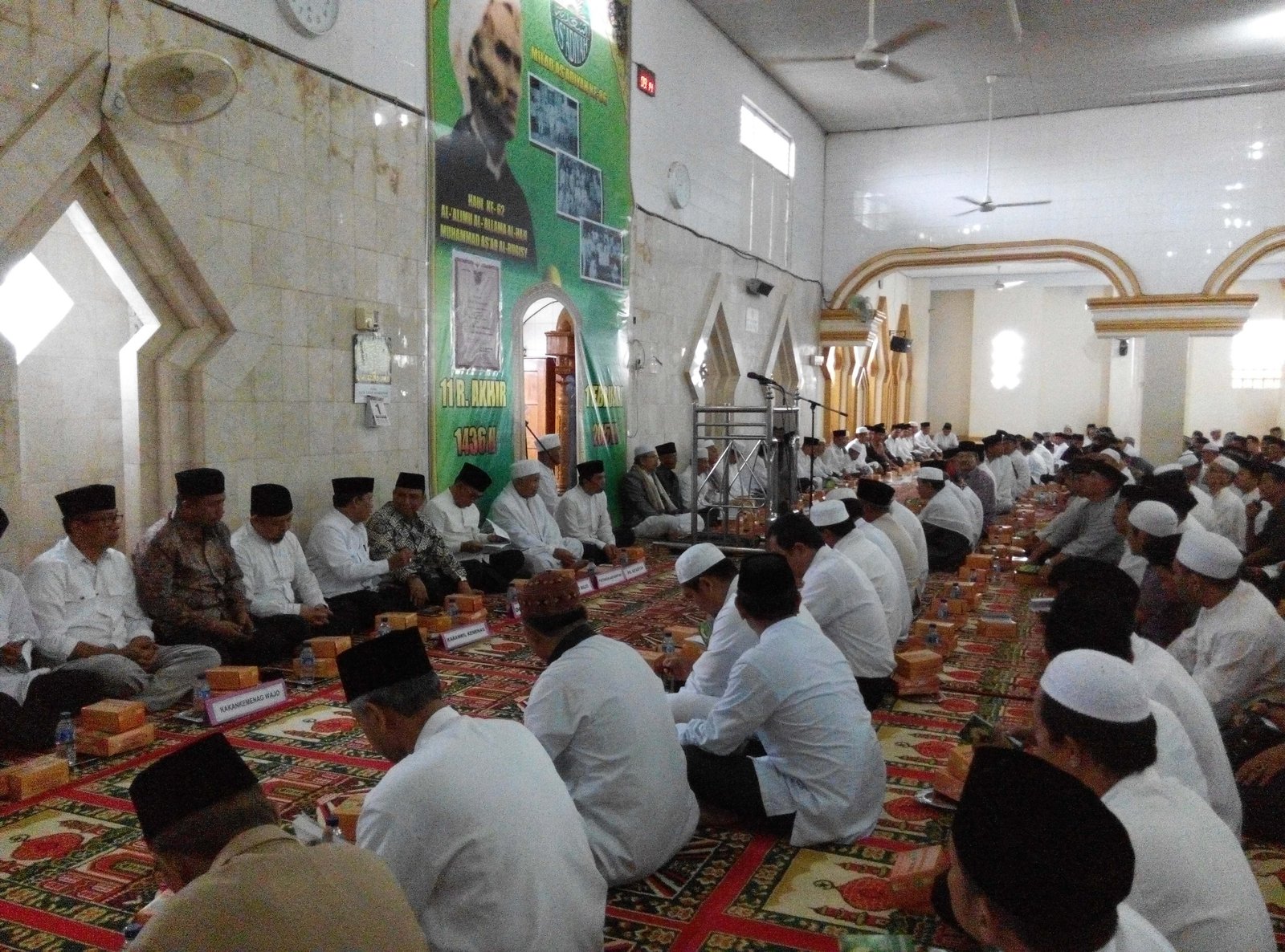 Ribuan Jemaah Penuhi Masjid Jami di Peringatan Haul ke-62 Al-Alimu Al-allama Al-Haji Muhammad As'ad