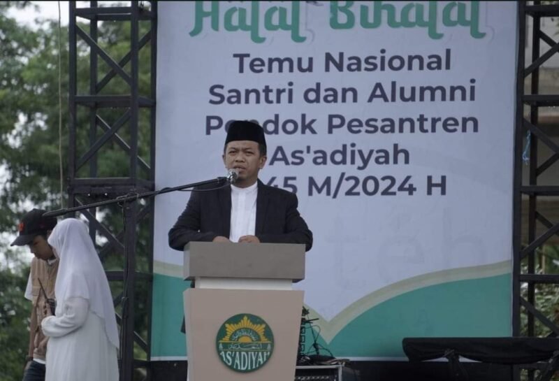 Ajak Alumni Berdonasi, Owner Travel An-Nur Donasi 1 Milyar Untuk Pembangunan Masjid As'adiyah di Macanang