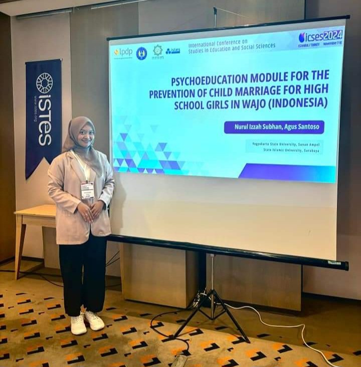 Alumni Pondok Pesantren As'adiyah Menjadi Pembicara di International Conference on Studies in Education and Social Sciences (ICSES) Istanbul