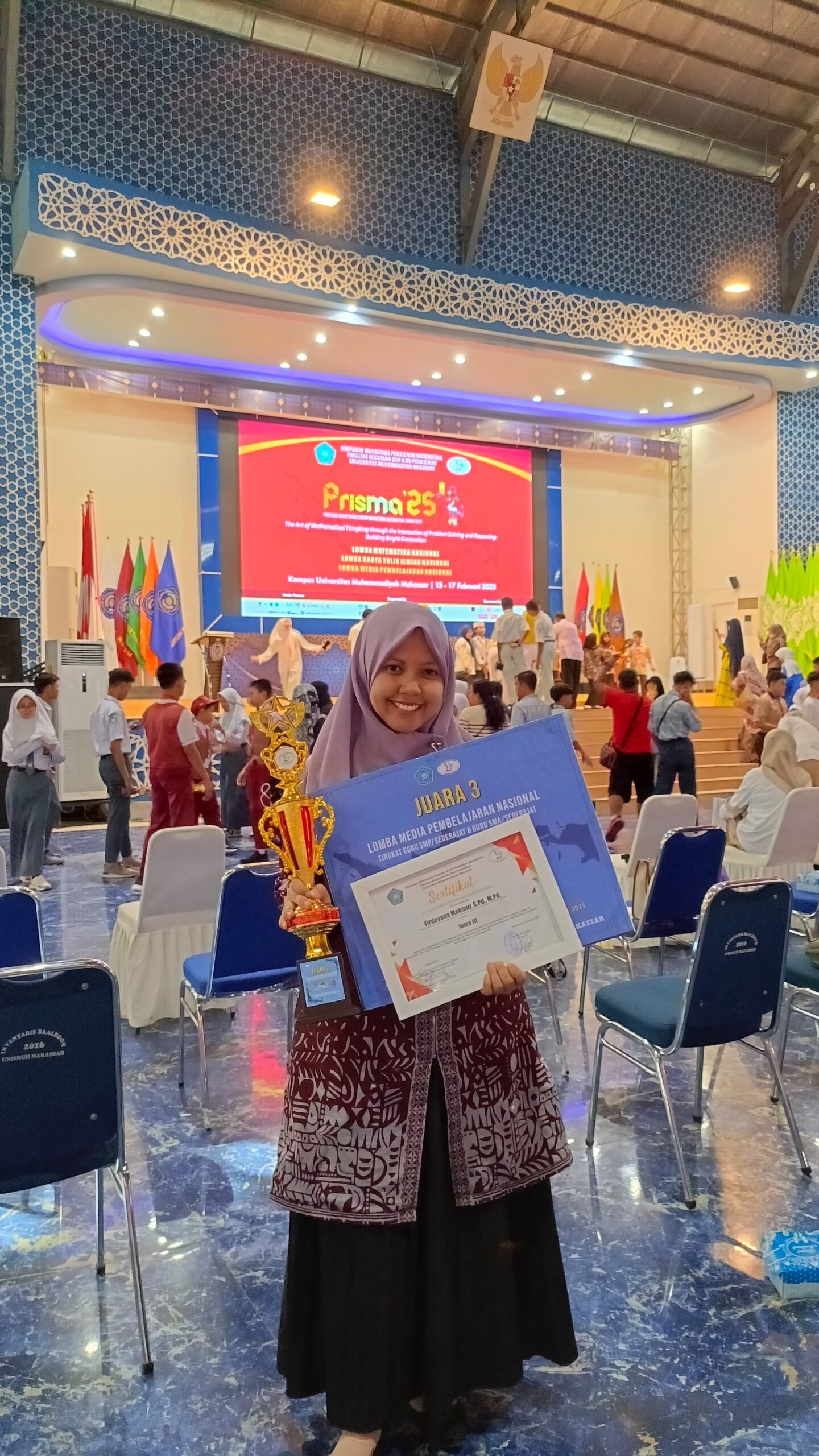Guru Madrasah Aliyah Putri Sengkang Raih Juara III Lomba Media Pembelajaran Tingkat Nasional