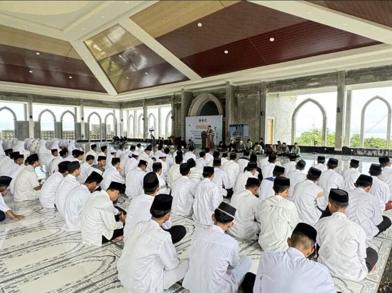 Ma'had Aly As'adiyah Sengkang Menggelar Pembukaan Tes Seleksi Calon Mahasantri/Wati : Menyeleksi Dedikasi dan Semangat Belajar Peserta