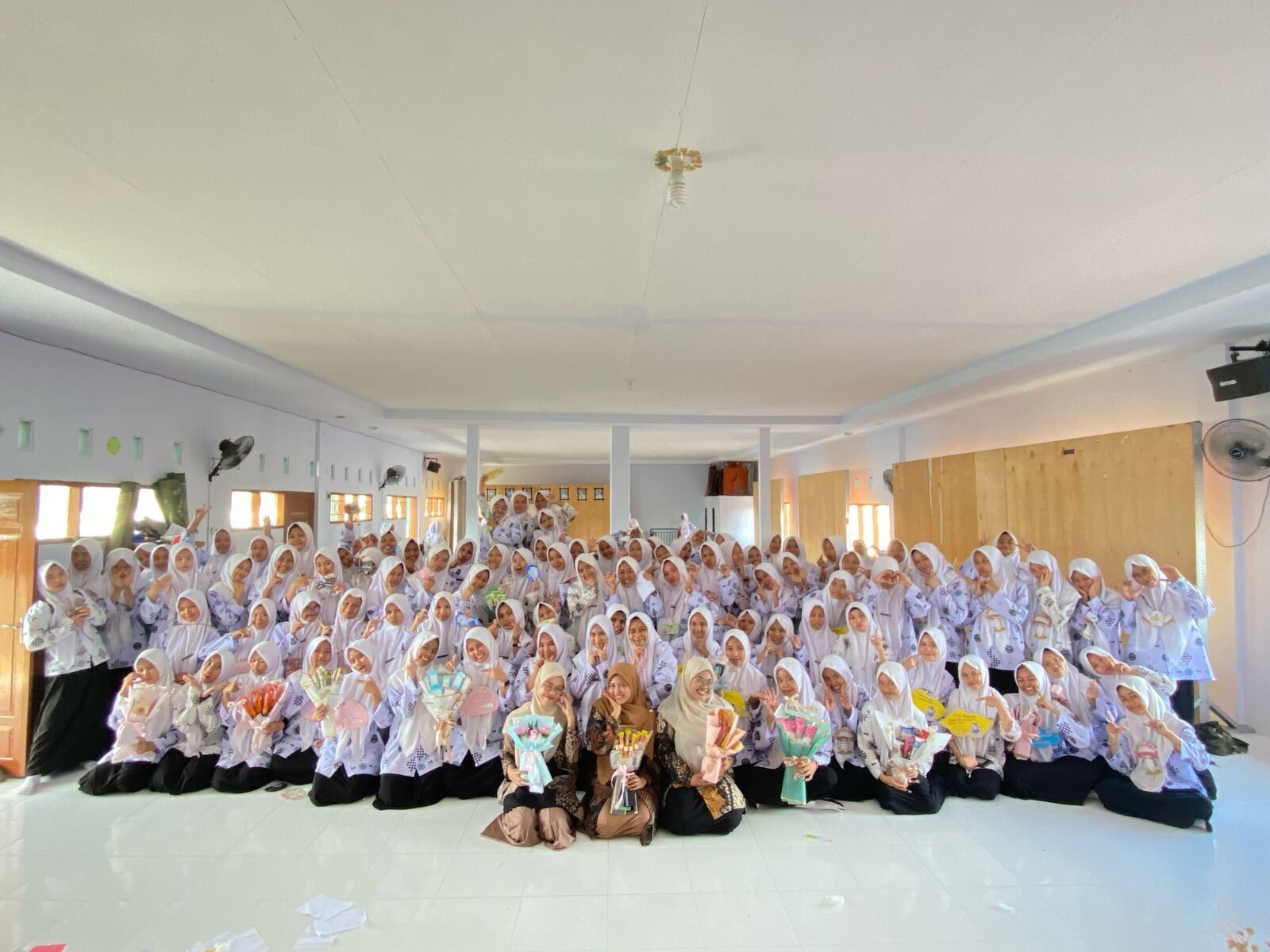 MAS As’adiyah Putri Sengkang Gelar LDKS untuk Santriwati Kelas X: Hadirkan 4 Alumni Sebagai Pemateri