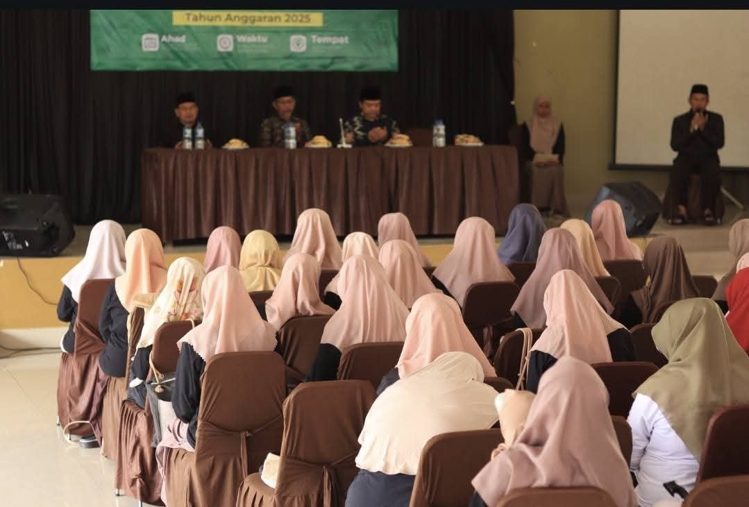 MTs As'adiyah Putra Pusat Sengkang Gelar Rapat Kerja Tahun Anggaran 2025