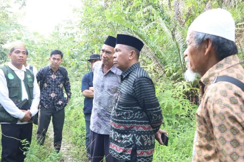 Serah Terima Tanah Wakaf di Palopo: Mengokohkan landasan agama islam dan Keterikatan Budaya Lokal