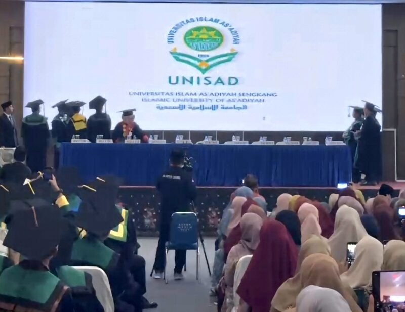Universitas Islam As'adiyah Resmi Launching Logo Baru Sekaligus Wisuda Ke-60